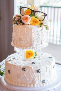 Geek tematikus esküvői torta